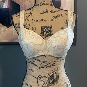 Cacique Balconette Bra Size 36D